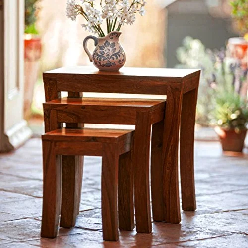Nesting Tables Set
